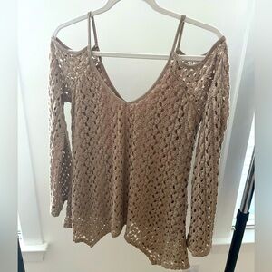 Long sleeve crochet shirt off shoulder with lining beige